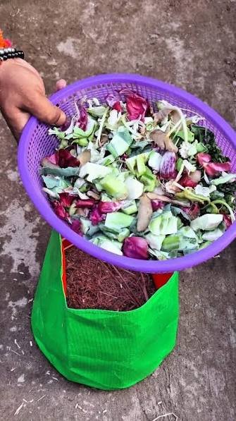 kitchen waste composting without smell
